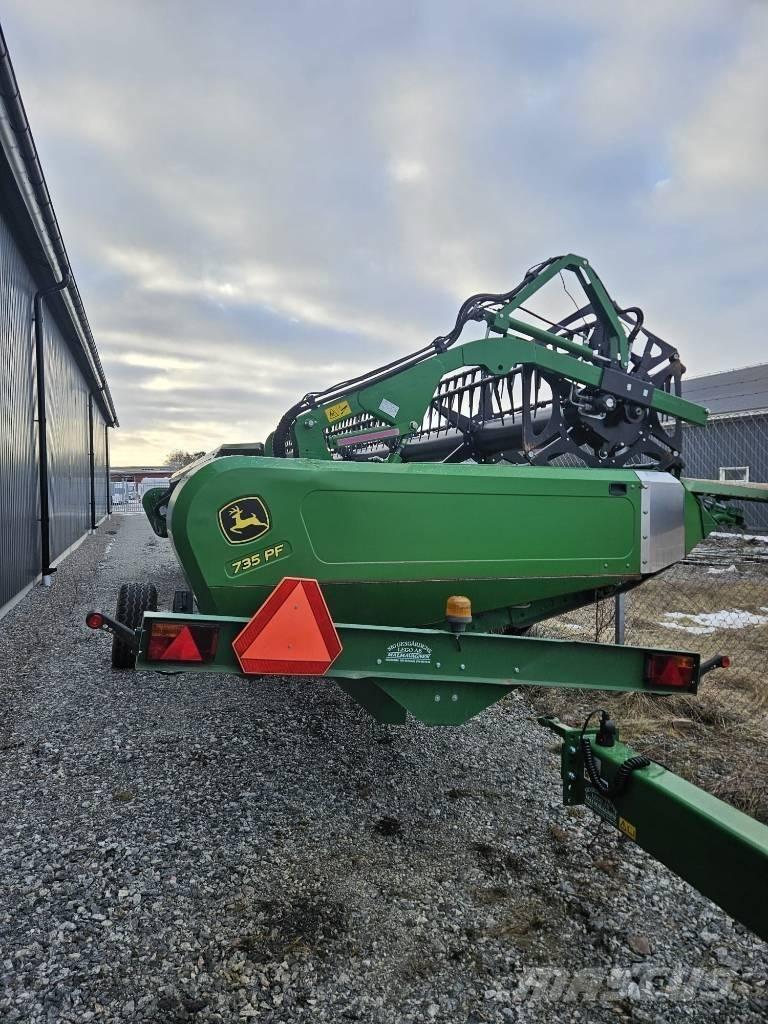 John Deere S 790i Mähdrescher