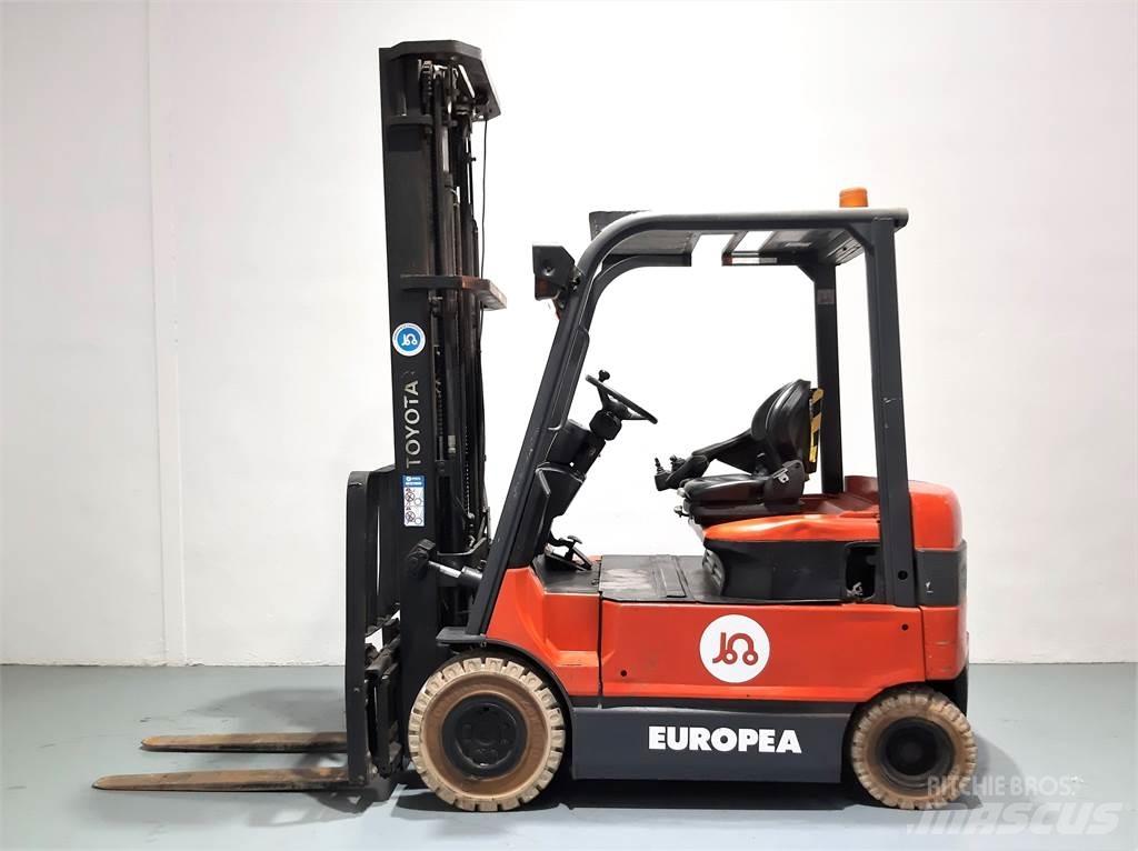 Toyota 7FBMF25 Elektro Stapler