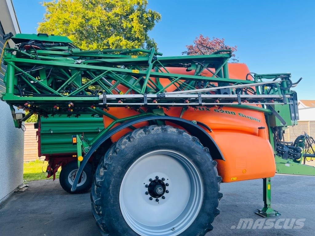 Amazone UX 5200 Anhängespritzen