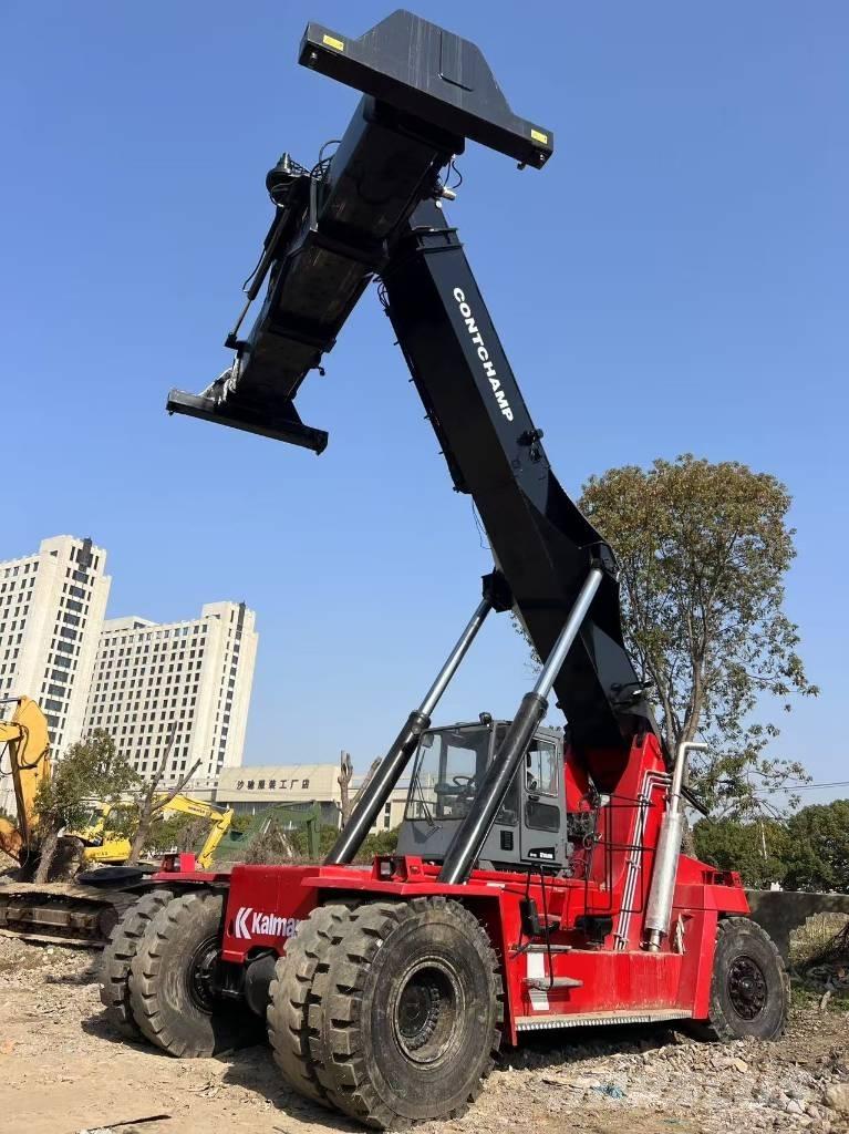 Kalmar DRT 450 Reach-Stacker