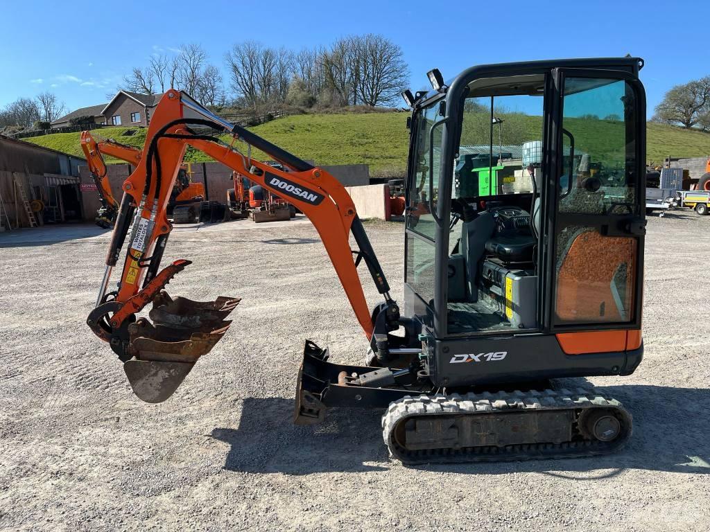 Doosan DX 19 Minibagger < 7t