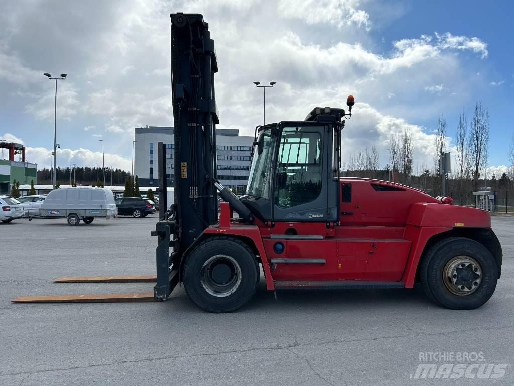 Kalmar DCG120-12 Diesel Stapler