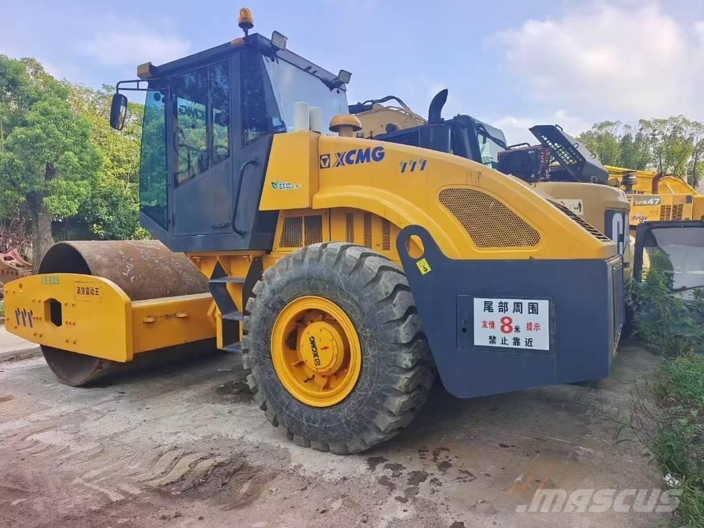 XCMG XS 202 J Walzenzüge