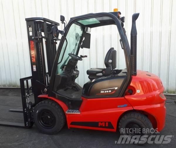 Manitou MI25D Geländestapler