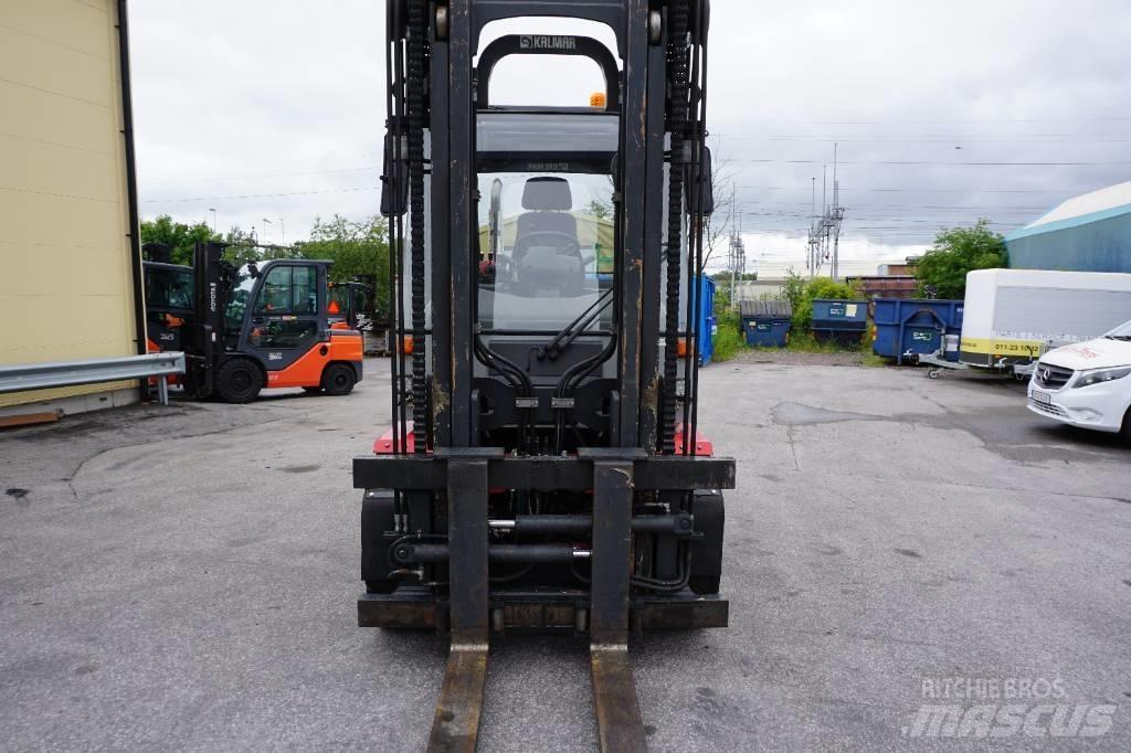 Kalmar DCF55-6H Diesel Stapler