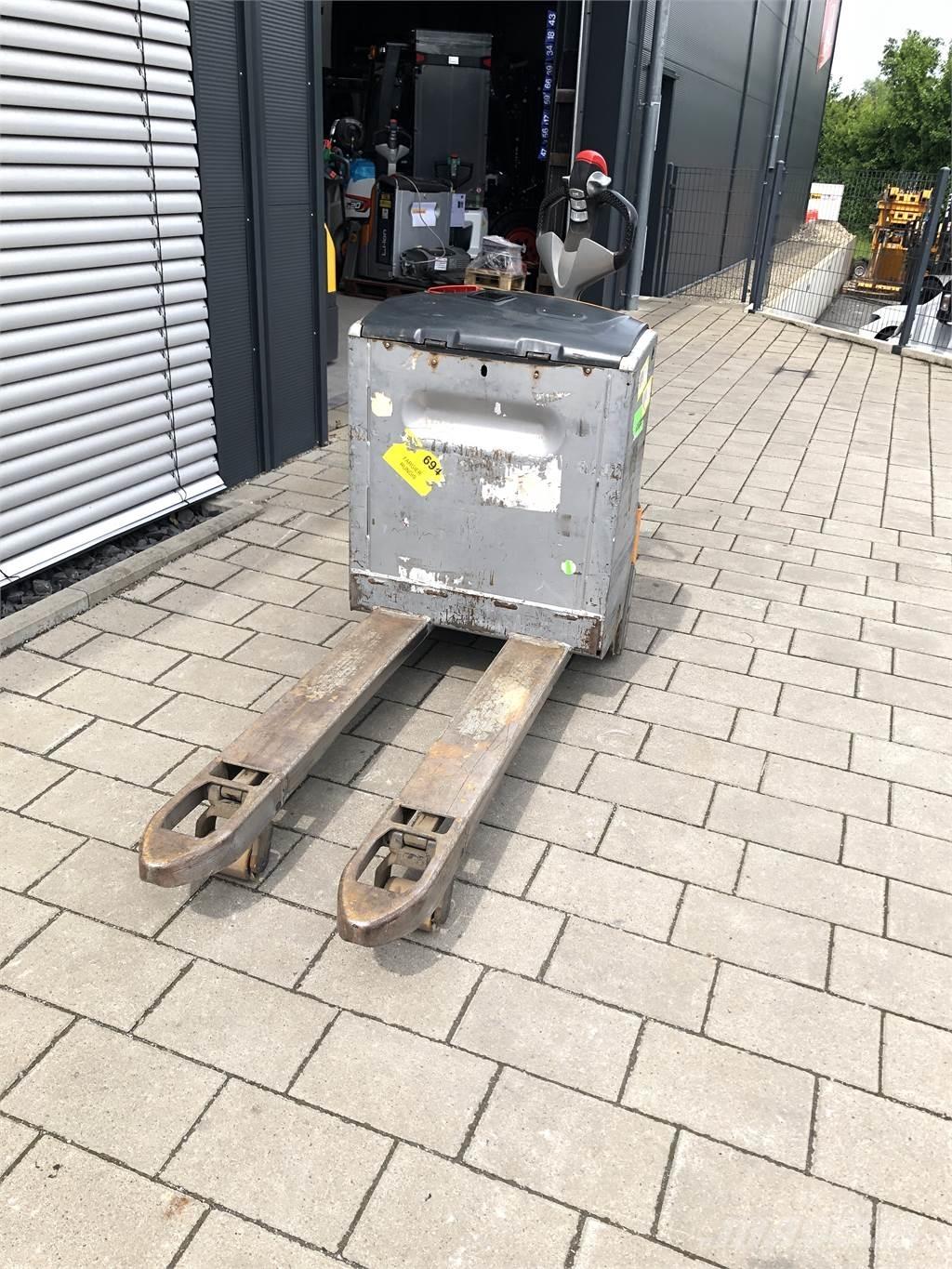 Still EXU16 Niedergabelstapler