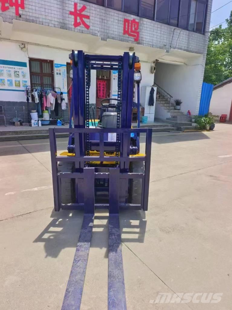 Komatsu FD 30 Diesel Stapler