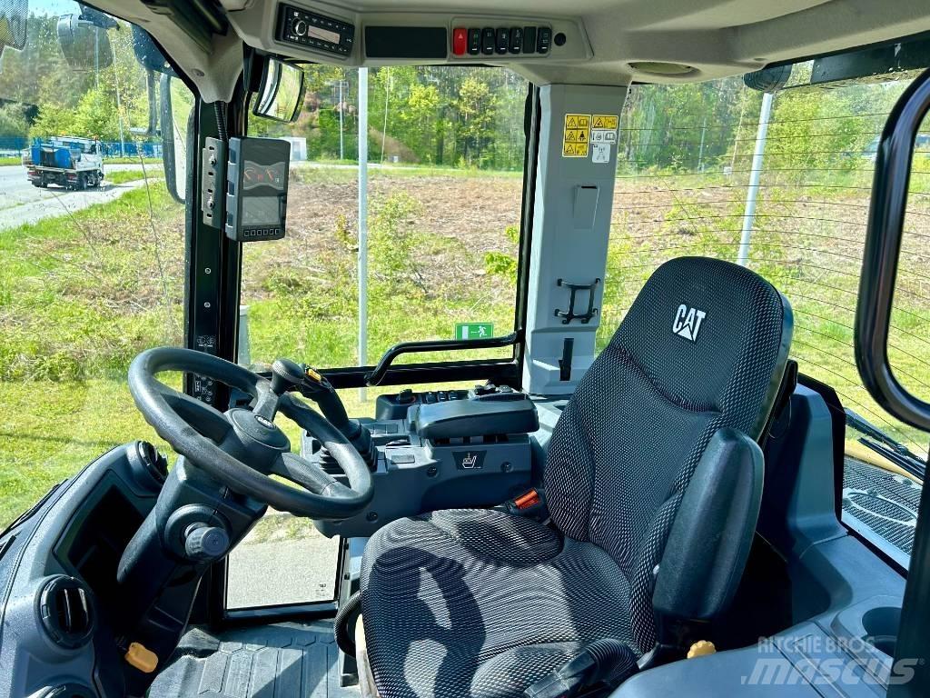 CAT 908NG Radlader