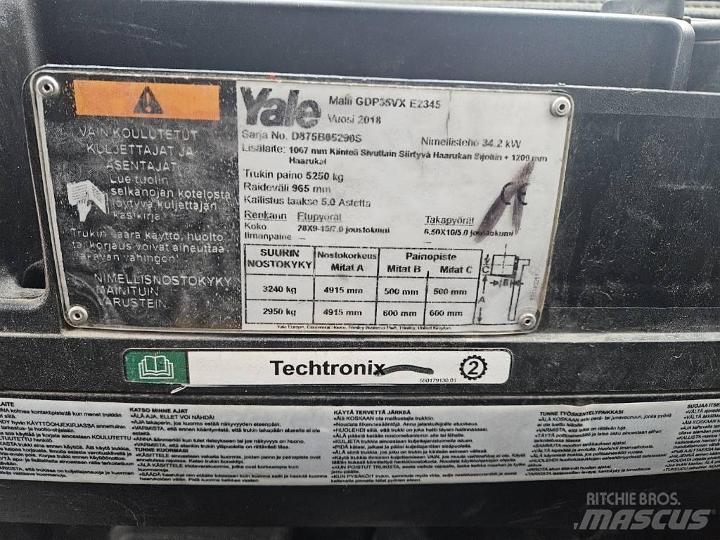 Yale GDP 35 VX Diesel Stapler
