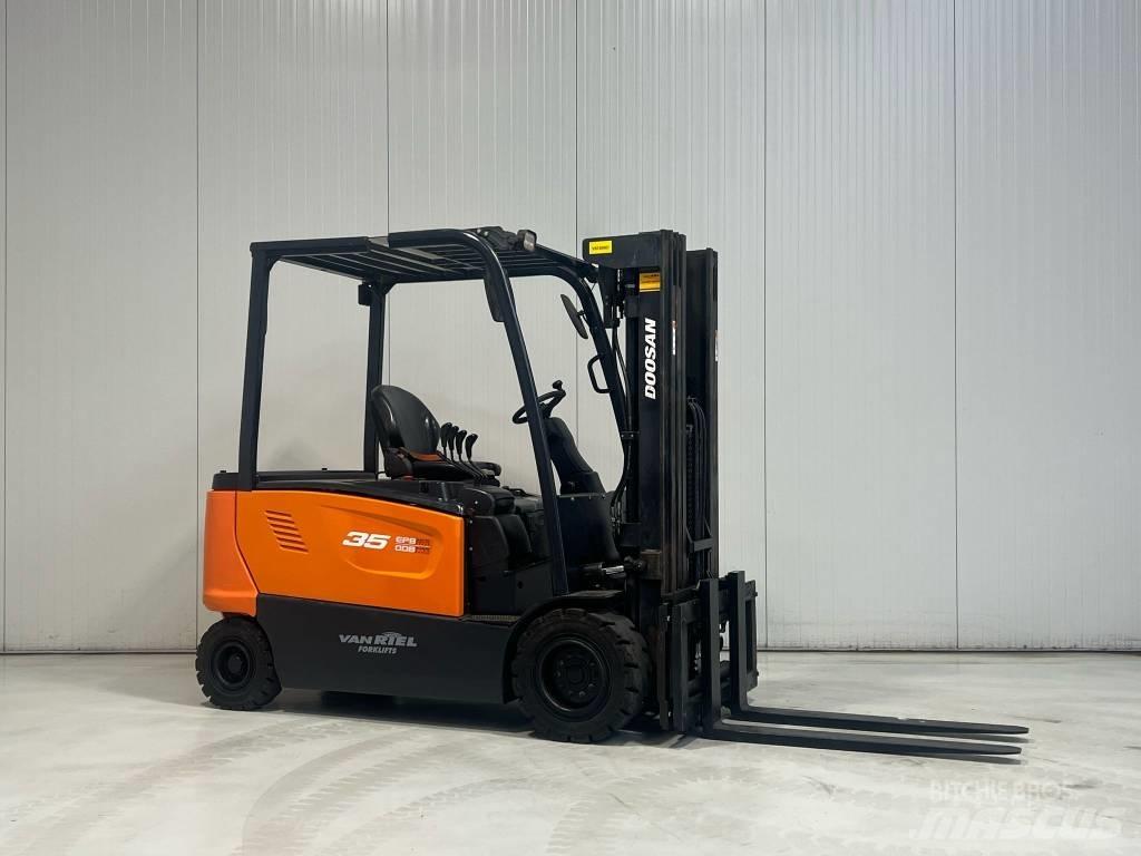 Doosan B35X-7 Elektro Stapler