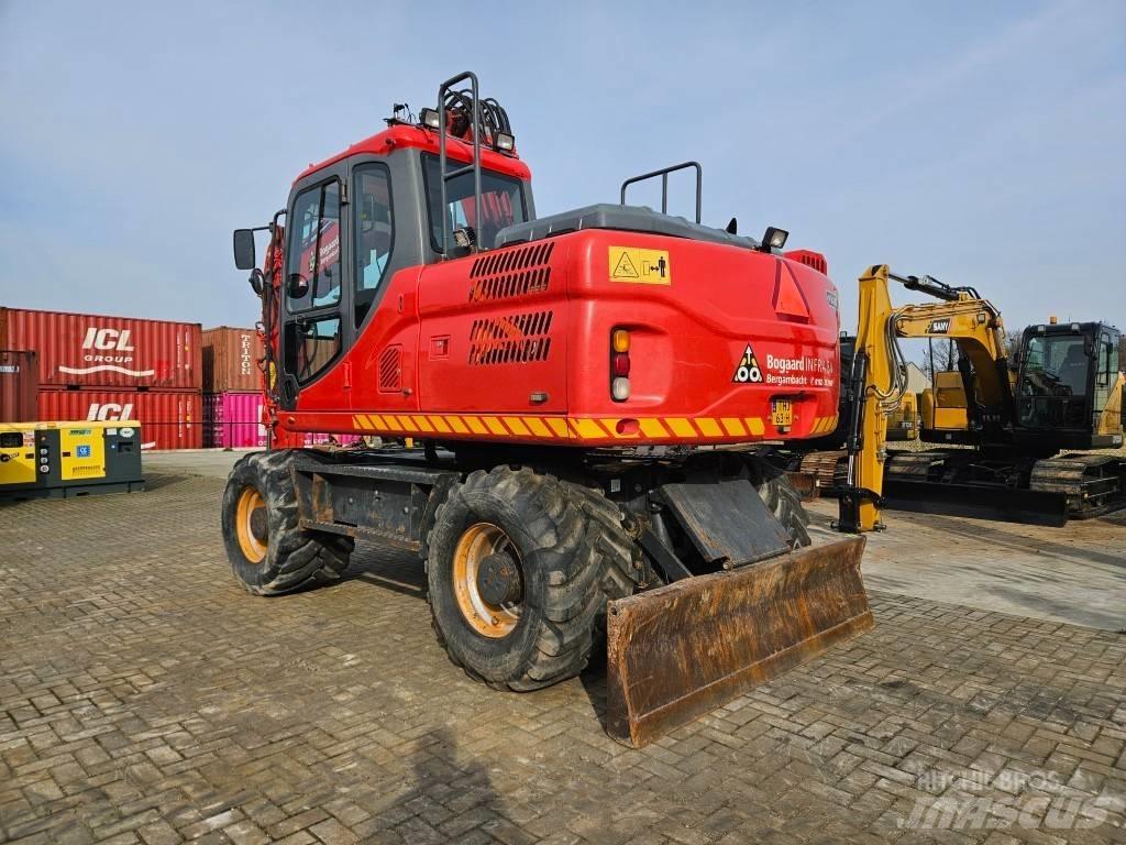 Doosan DX 140 W-3 Mobilbagger