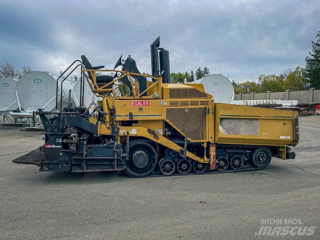 CAT AP 1055 D Strassenfertiger