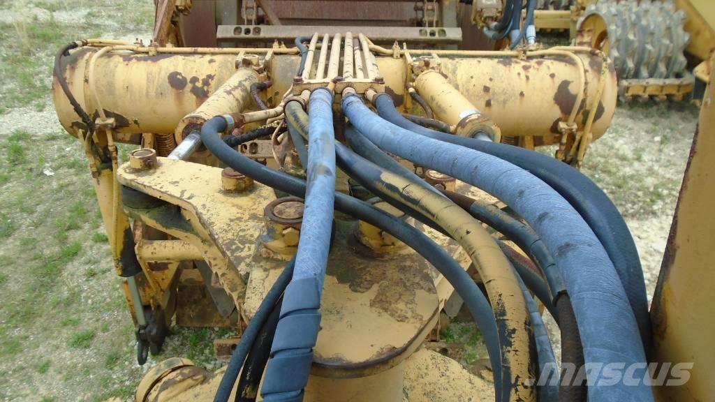 International 412B Schaber