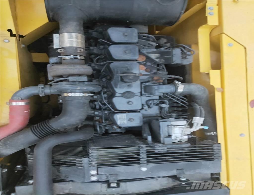 Komatsu PC200-7 Raupenbagger