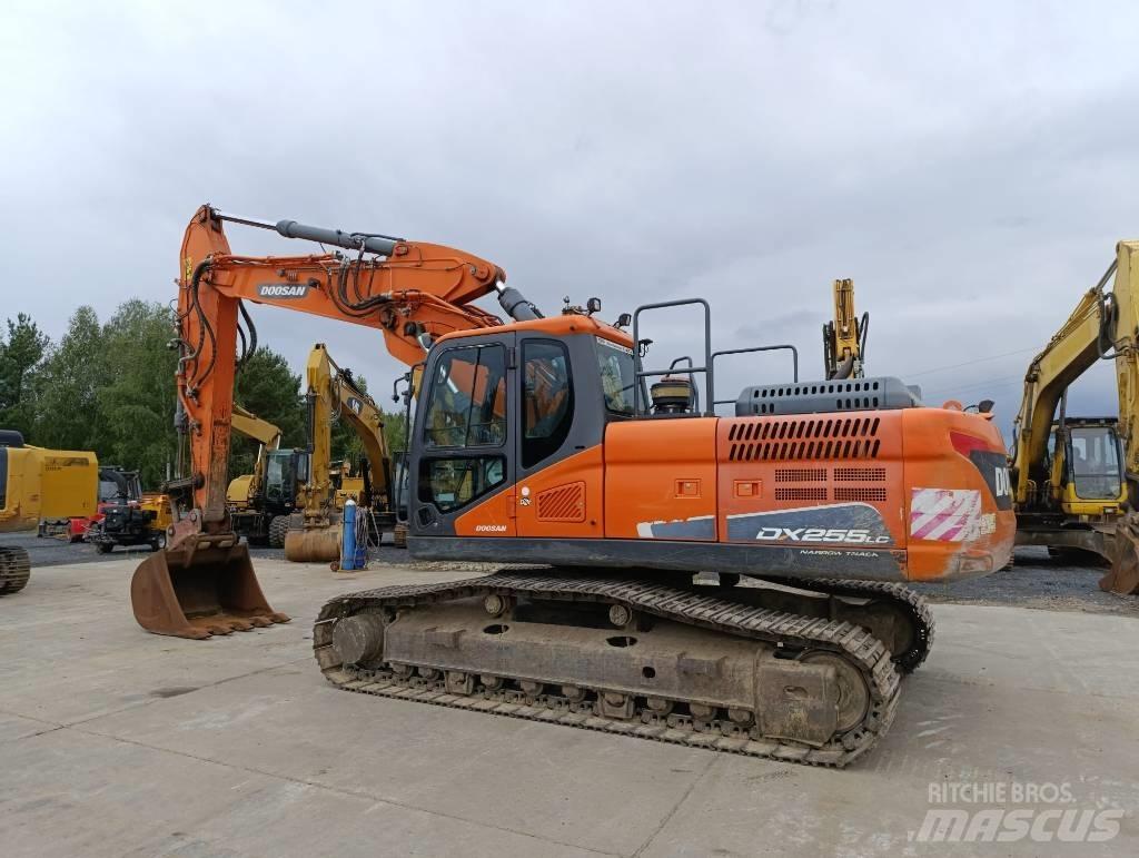 Doosan DX 255 LC-5 Raupenbagger