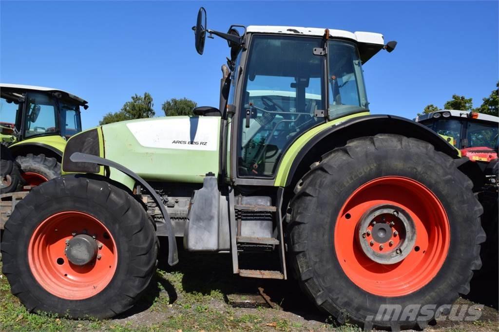 CLAAS Ares 826 RZ Traktoren