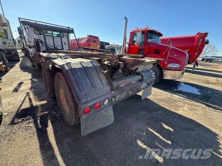 Freightliner M2 Absetzkipper