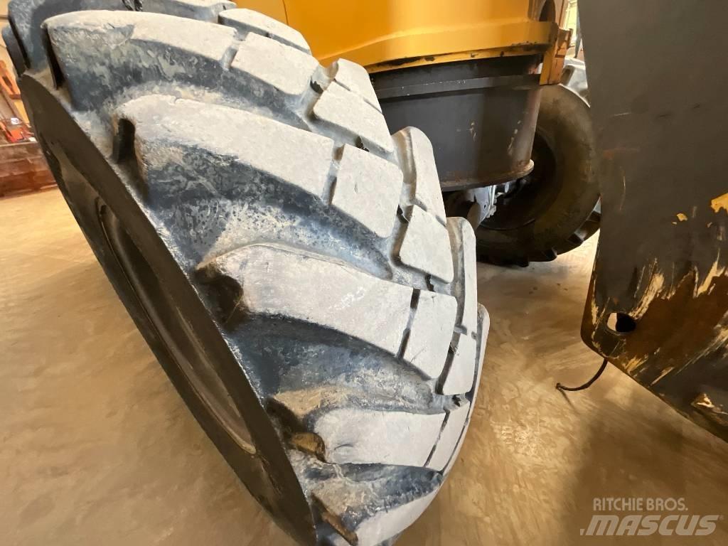 Mecalac AS 700 Radlader