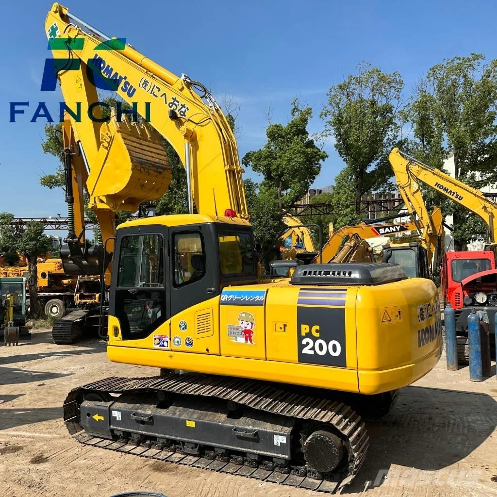 Komatsu PC 200-8 Raupenbagger