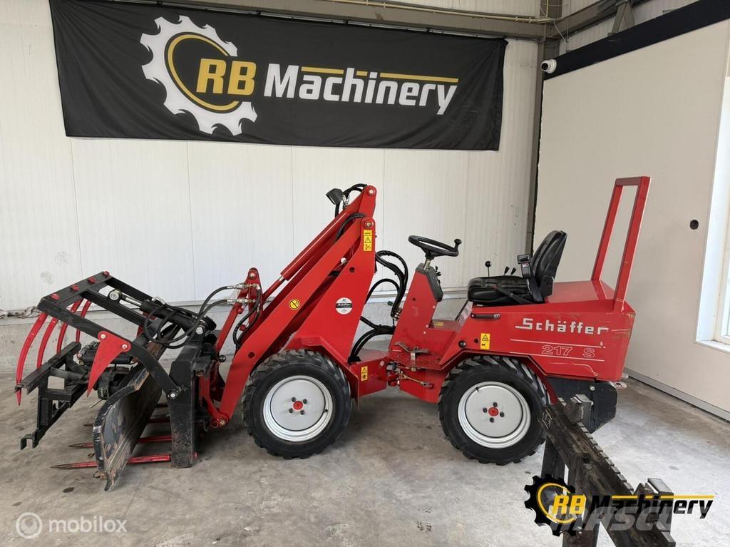 Schäffer 217 S Radlader