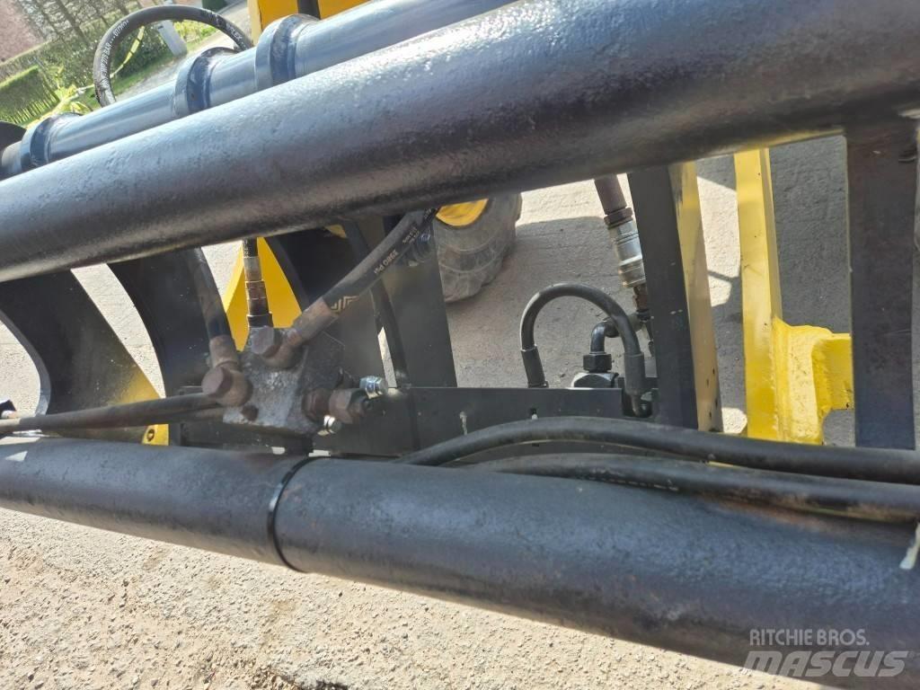 Komatsu WA100M-7 Radlader