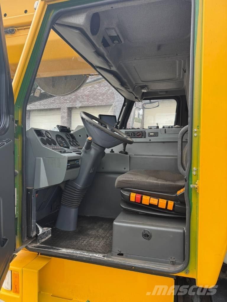 Grove GMK 3055 All-Terrain-Krane