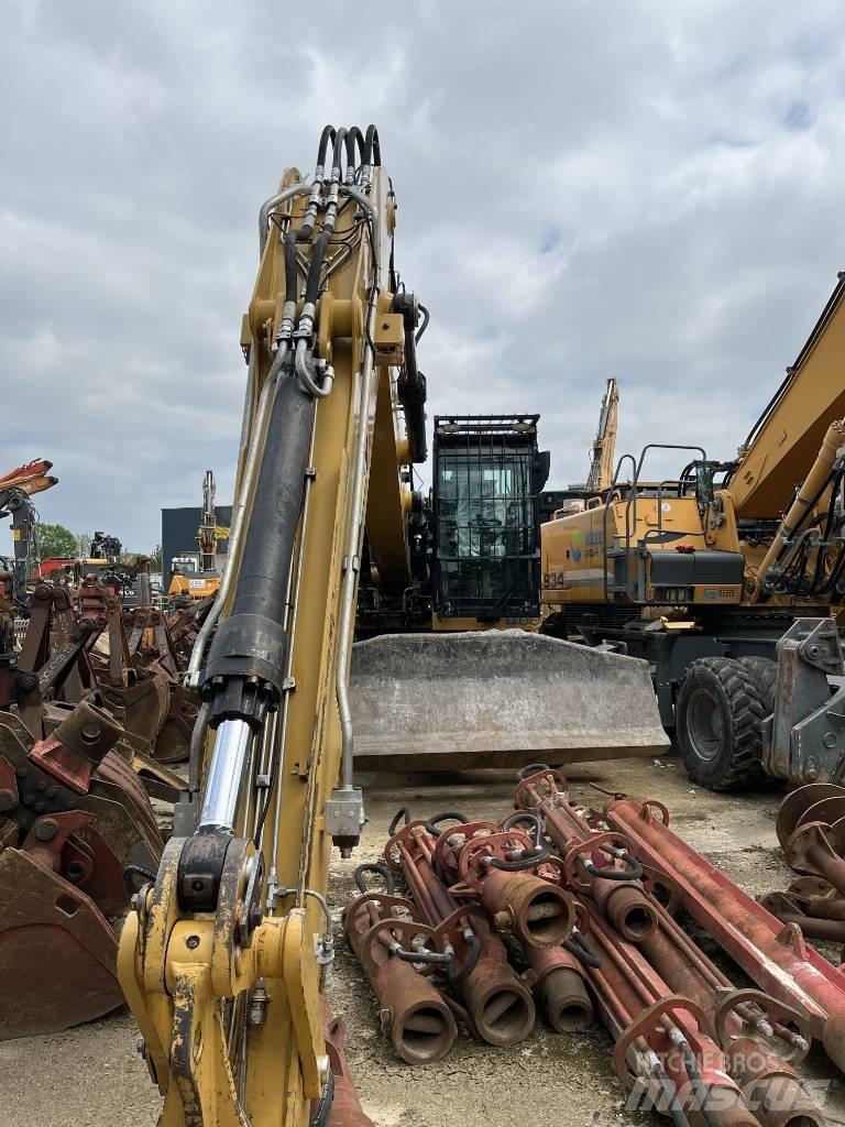 CAT MH 3024 Mobilbagger