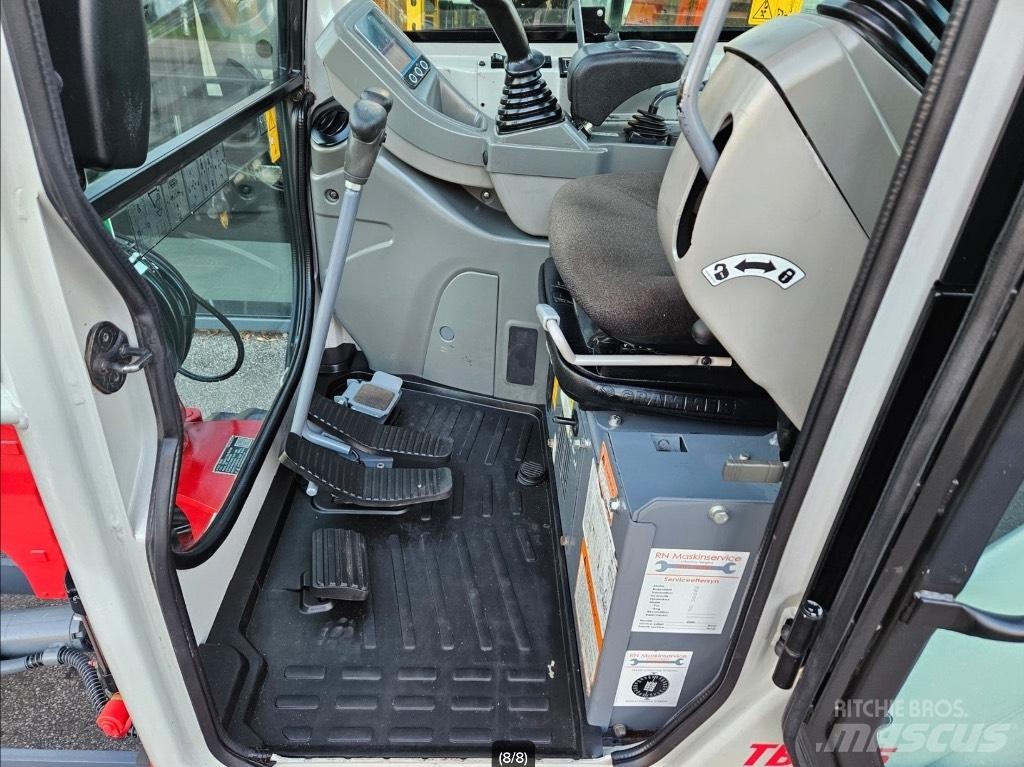Takeuchi TB 225 Minibagger < 7t