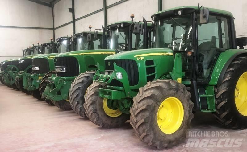 John Deere 6115 R Traktoren