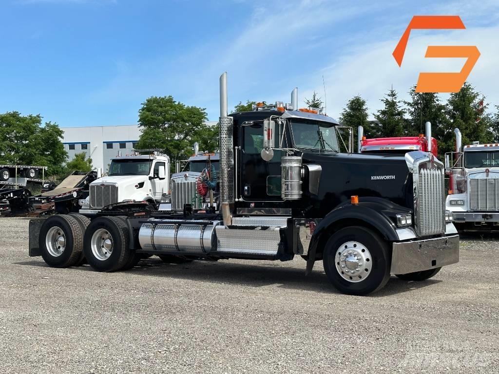 Kenworth W 900 Sattelzugmaschinen