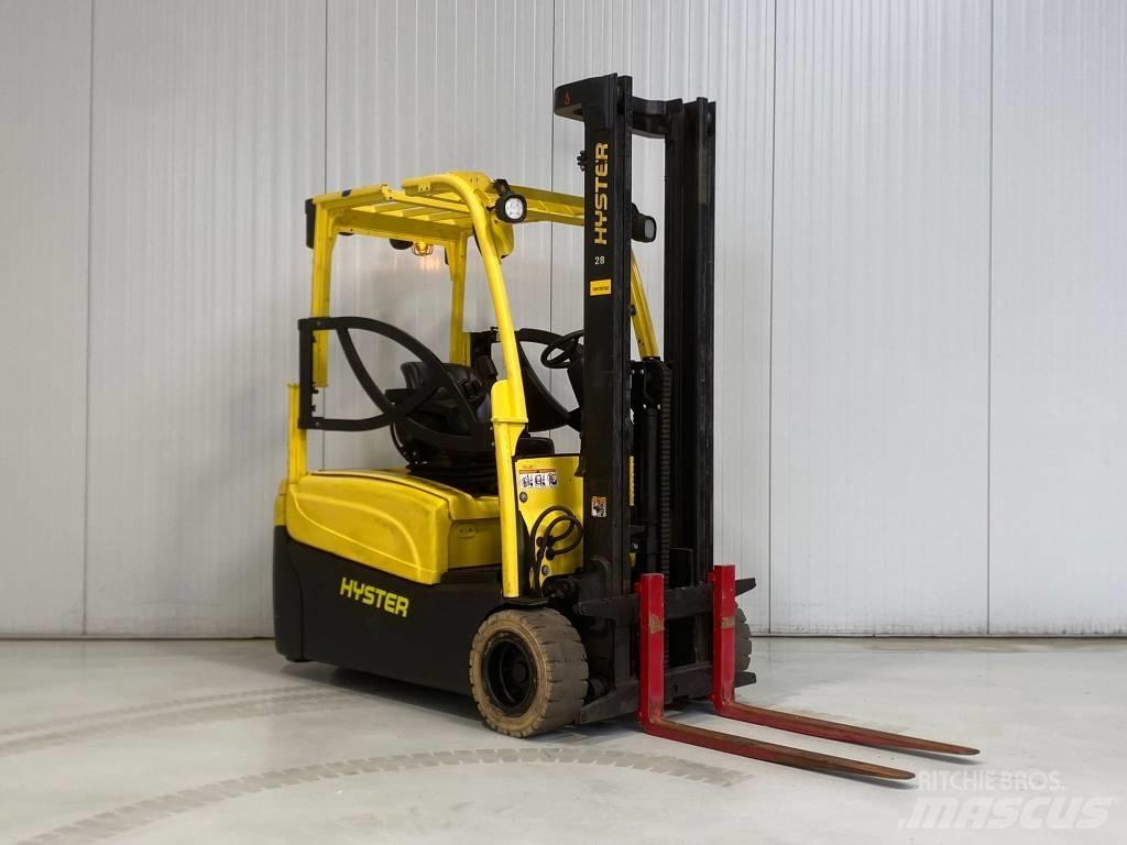 Hyster J2.0XNT lwb Elektro Stapler