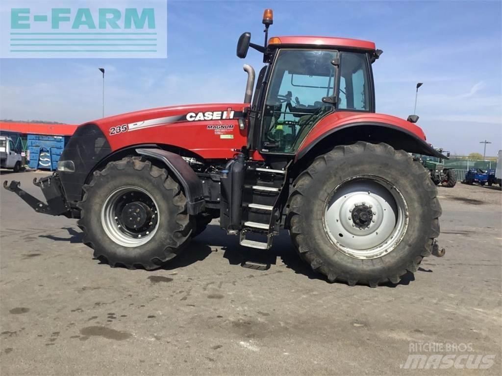 Case IH Magnum 235 Traktoren