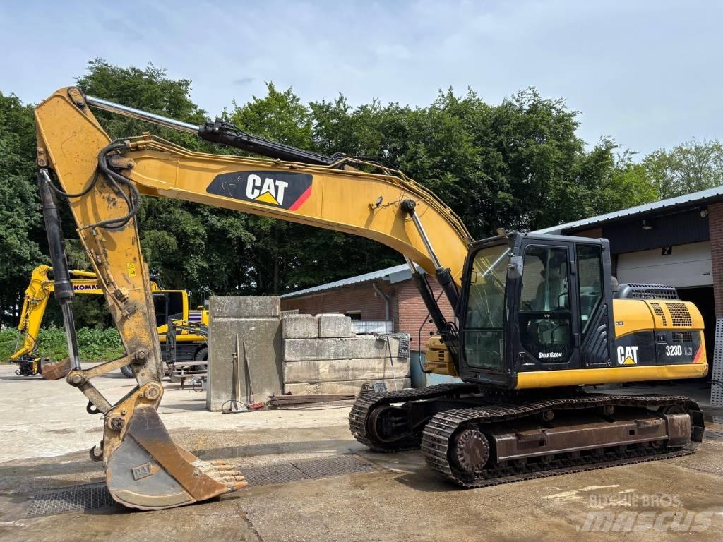 CAT 323 D LN Raupenbagger