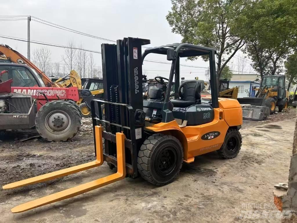 Toyota FD 50 Diesel Stapler