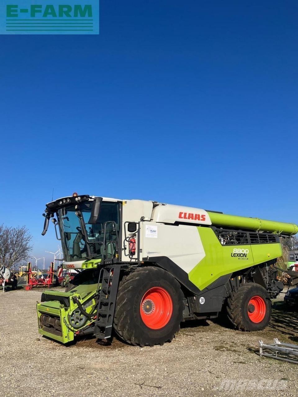 CLAAS lexion 8800 Mähdrescher