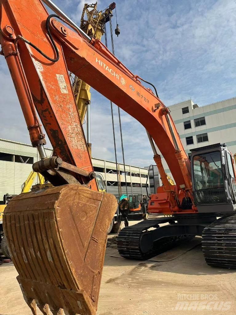 Hitachi 日立 350 Raupenbagger