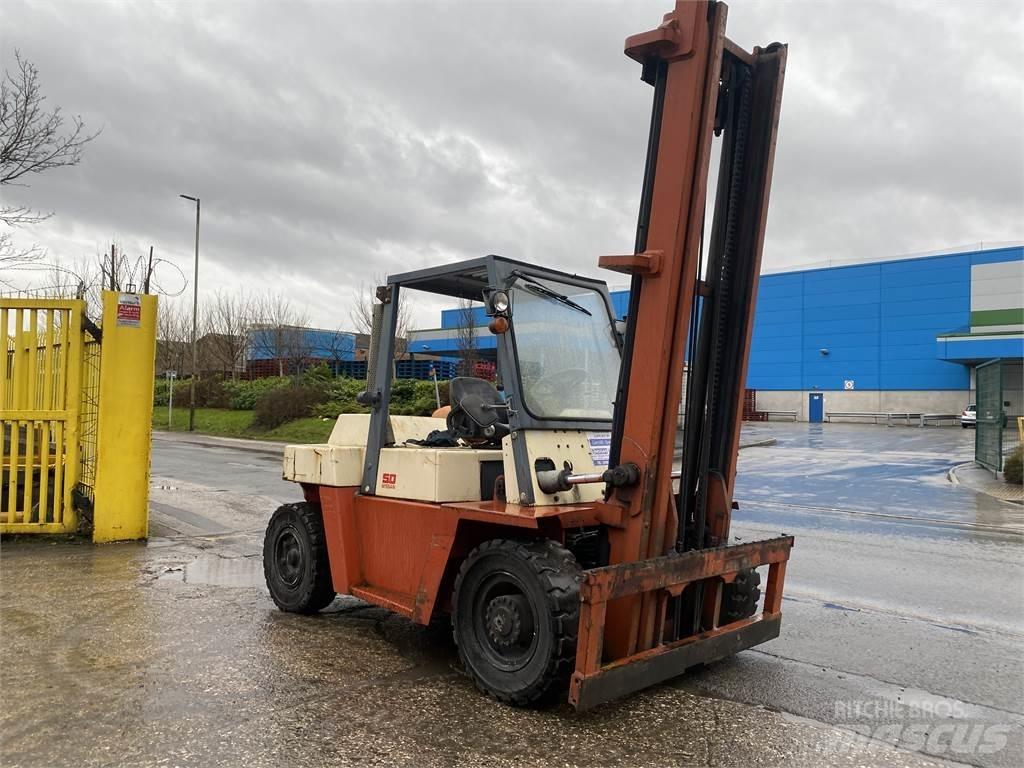 Nissan BF05H50U Diesel Stapler