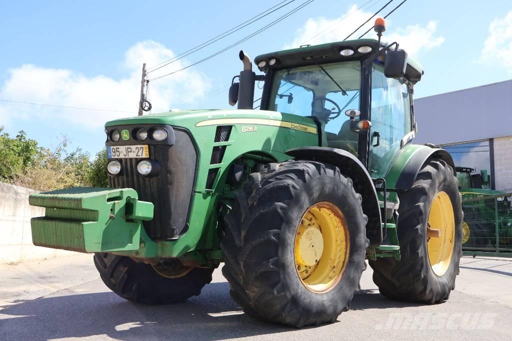 John Deere 8295 R Traktoren