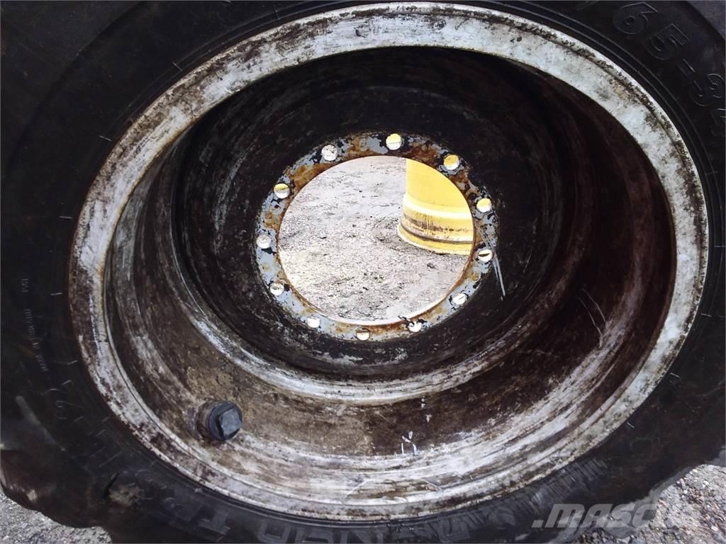 Valmet 911.1 20x34 Reifen