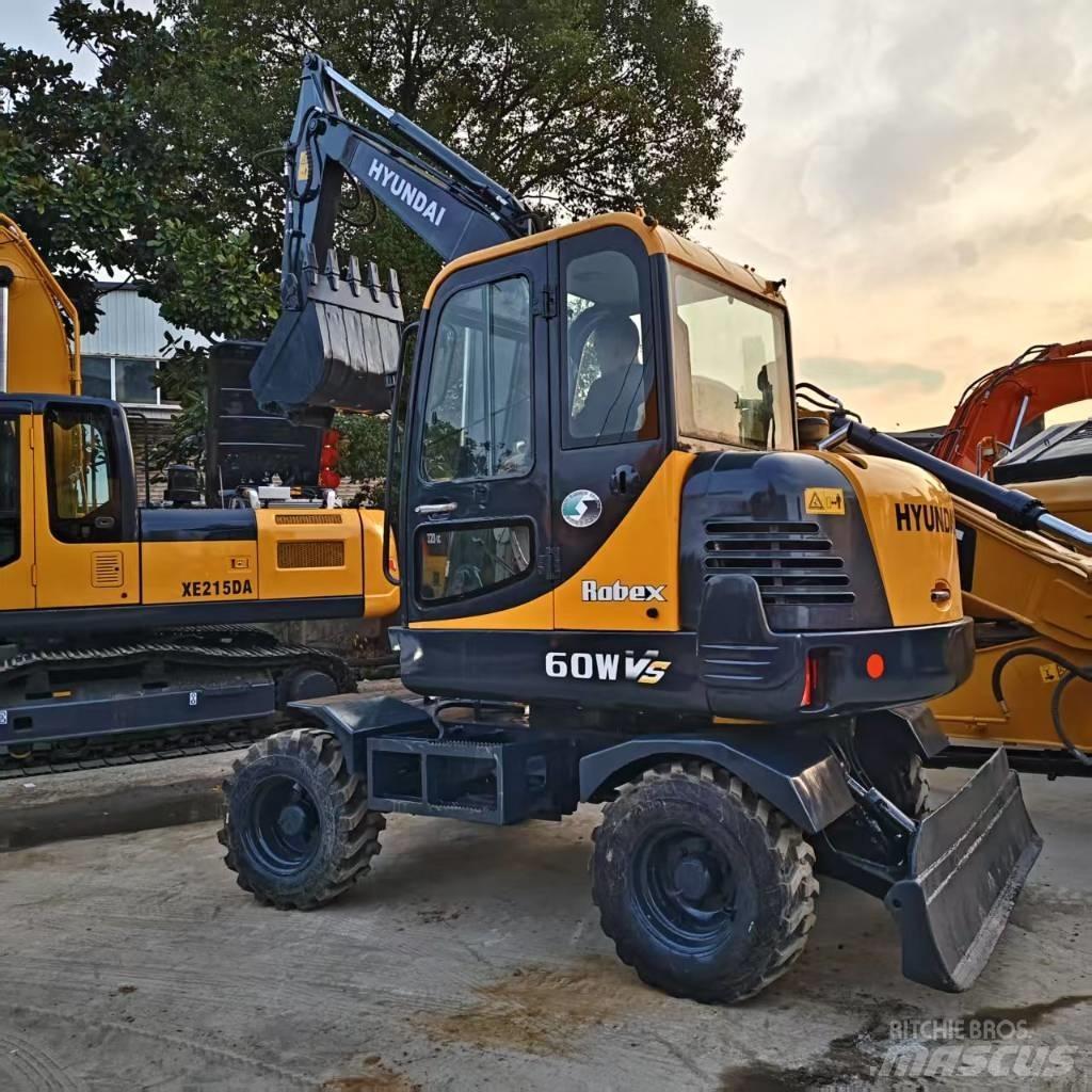 Hyundai Robex 60 VS Minibagger < 7t