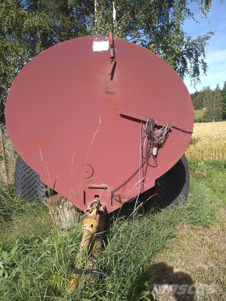 Alfa Laval 8000 Gülletankwagen