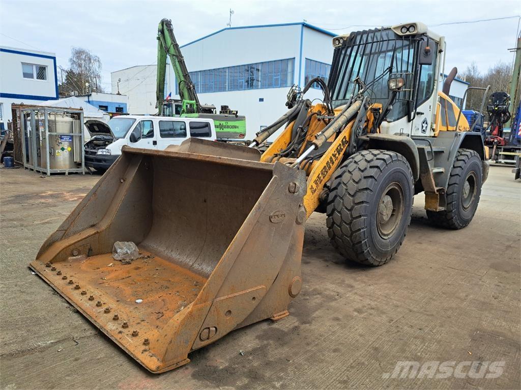 Liebherr L546 4X4 Sonstige Baumaschinen