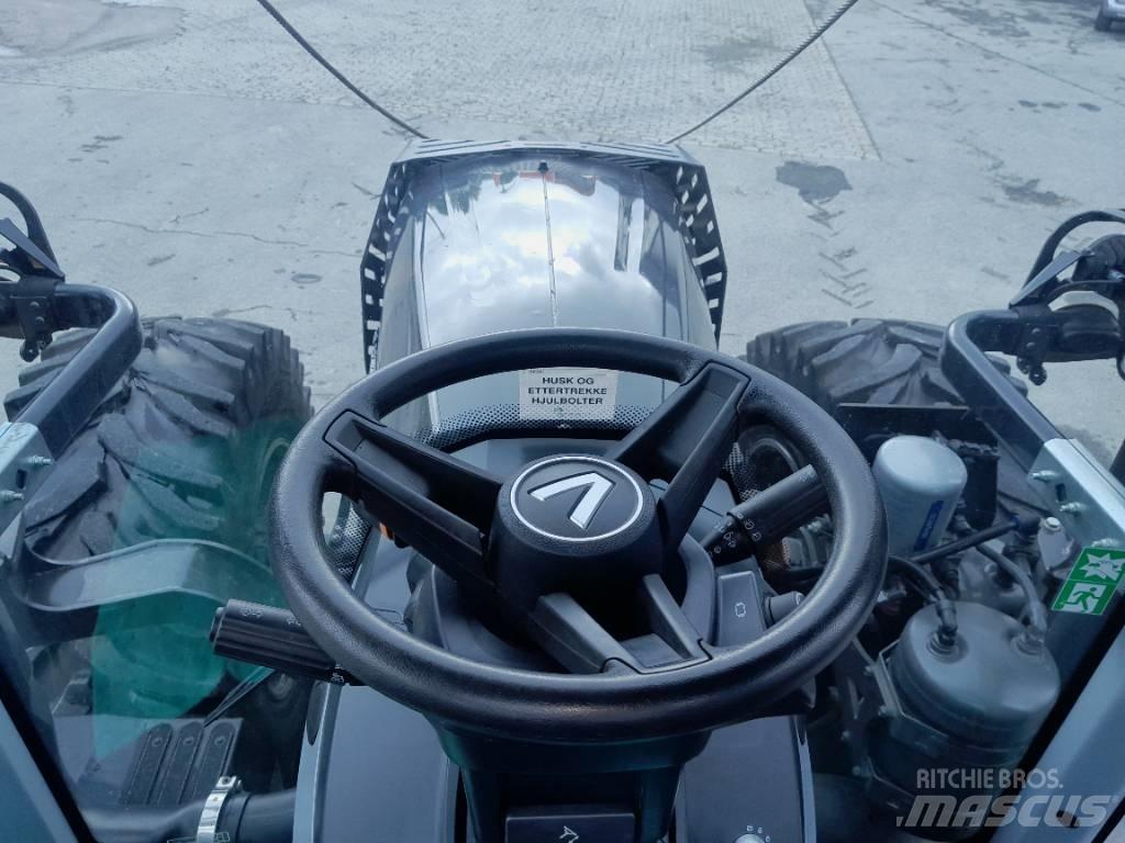 Valtra T 175 ED Forsttraktoren