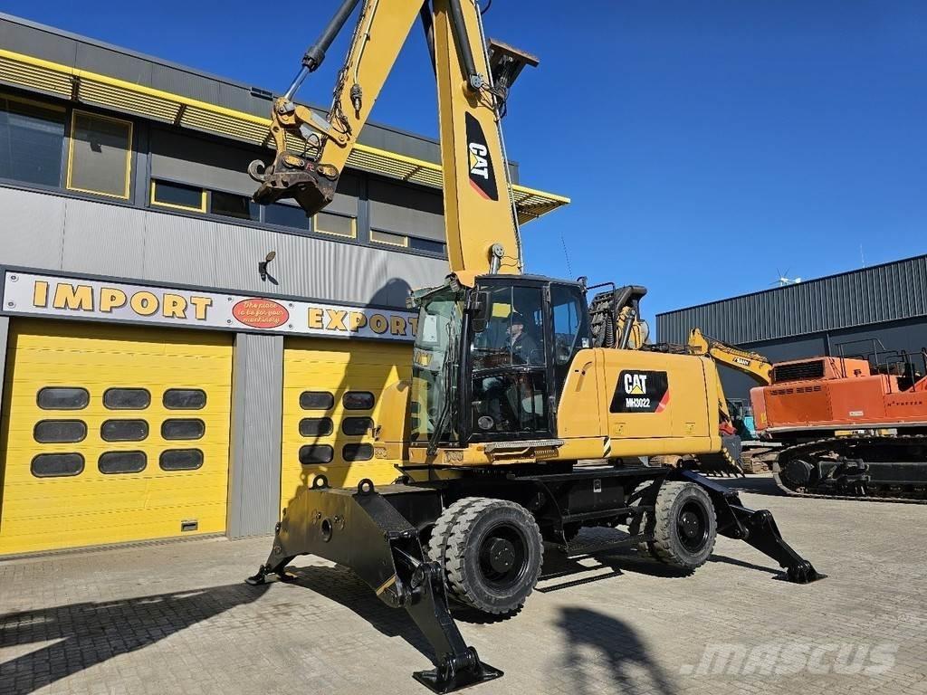 CAT MH 3022 Mobilbagger