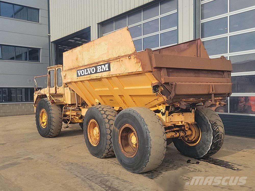 Volvo BM 861 Dumper - Knickgelenk
