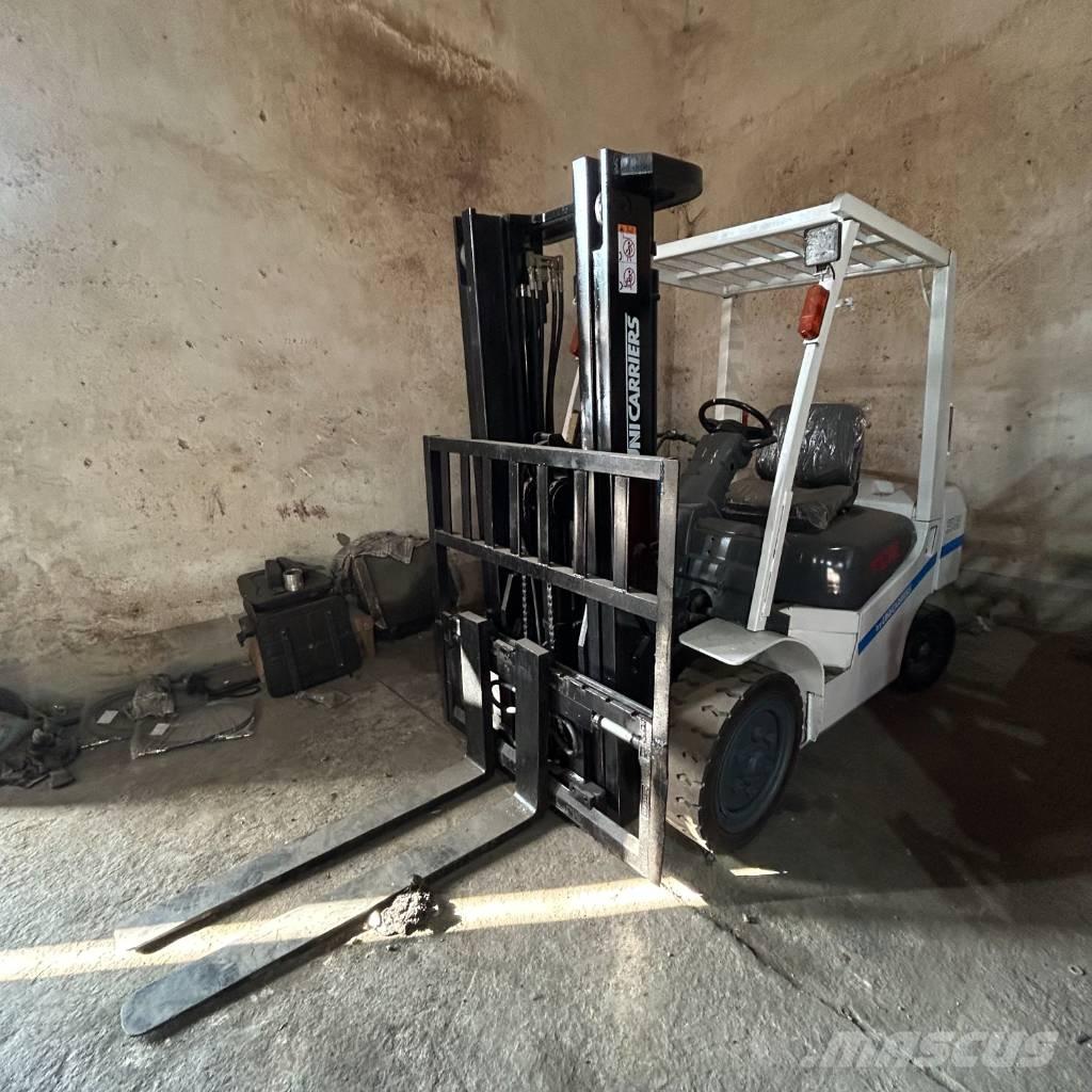 TCM FD35 Diesel Stapler