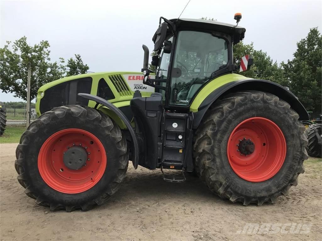 CLAAS Axion 950 Traktoren
