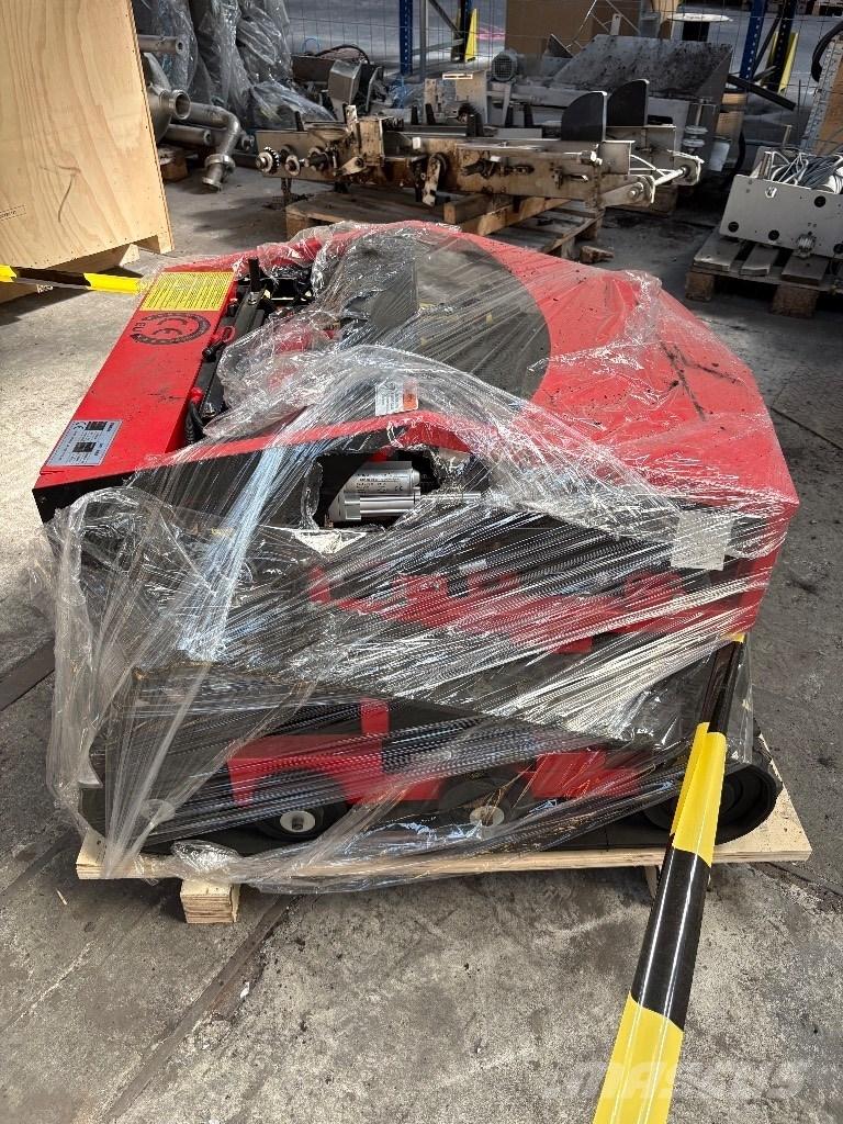 Nicolas HB800 Gezogene und selbstfahrende Mäher