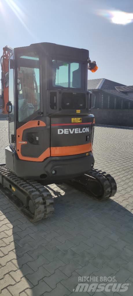 Develon DX 27 Z-7 Minibagger < 7t
