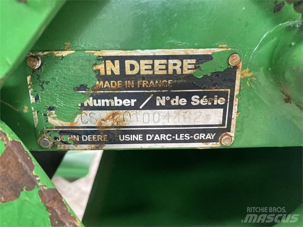 John Deere 550 Rundballenpressen